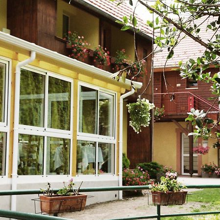 Logis Hotel Restaurant De La Poste Et Spa De Montagne 勒伯恩霍姆 外观 照片