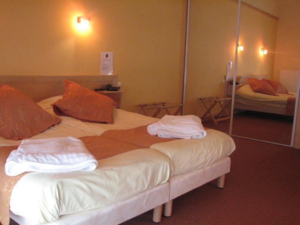 Logis Hotel Restaurant De La Poste Et Spa De Montagne 勒伯恩霍姆 外观 照片