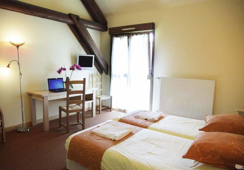 Logis Hotel Restaurant De La Poste Et Spa De Montagne 勒伯恩霍姆 外观 照片